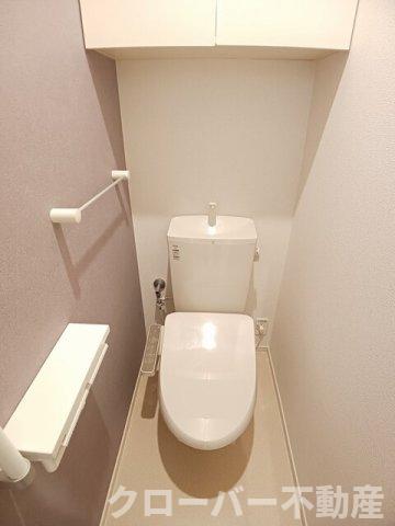 ＪＲ予讃線 観音寺駅 徒歩11分 2階建 築7年のトイレ写真