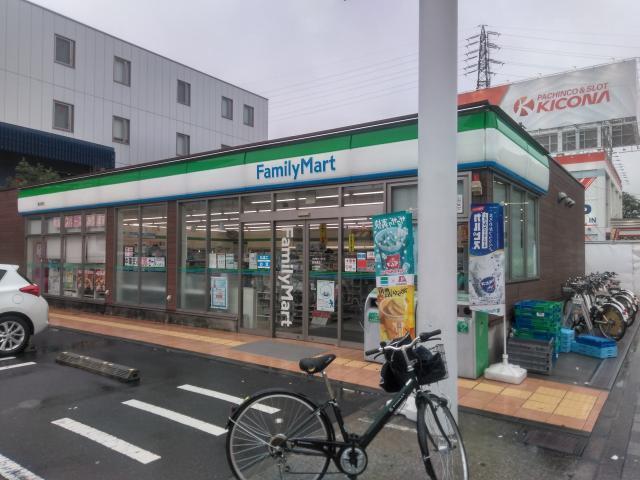 コンビニ　ファミリーマート鶴見橋店（コンビニ）まで105m