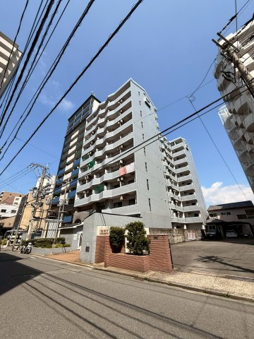 地下鉄七隈線 渡辺通駅 徒歩11分 10階建 築36年の外観写真