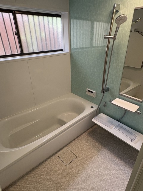 新吉田東1丁目戸建の風呂写真