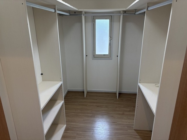 新吉田東1丁目戸建の内装写真