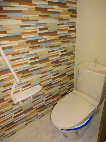 シャーメゾンいろはIIのトイレ写真
