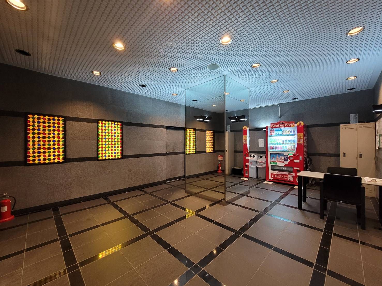 地下鉄空港線 中洲川端駅 徒歩13分 11階建 築35年の外観写真