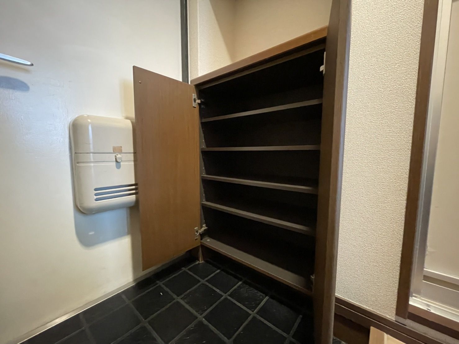 地下鉄空港線 中洲川端駅 徒歩13分 11階建 築35年の内装写真