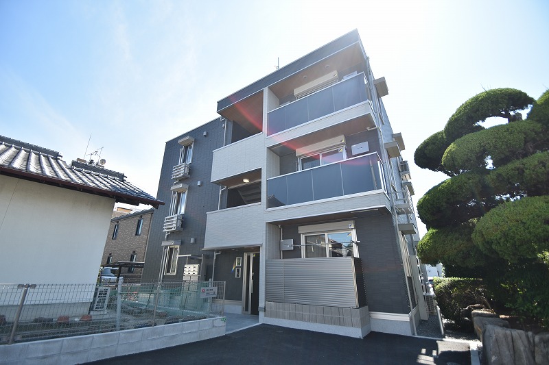 建物外観　お問合せはシティホーム海田センター　082-821-2227