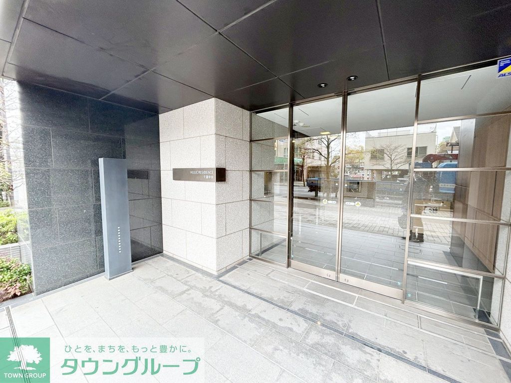 エントランス　お問合せはタウンハウジングまで！※現地待合わせ相談可能