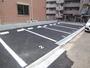 駐車場　★敷地内駐車場★（空き状況・使用料等詳細はご確認下さい）