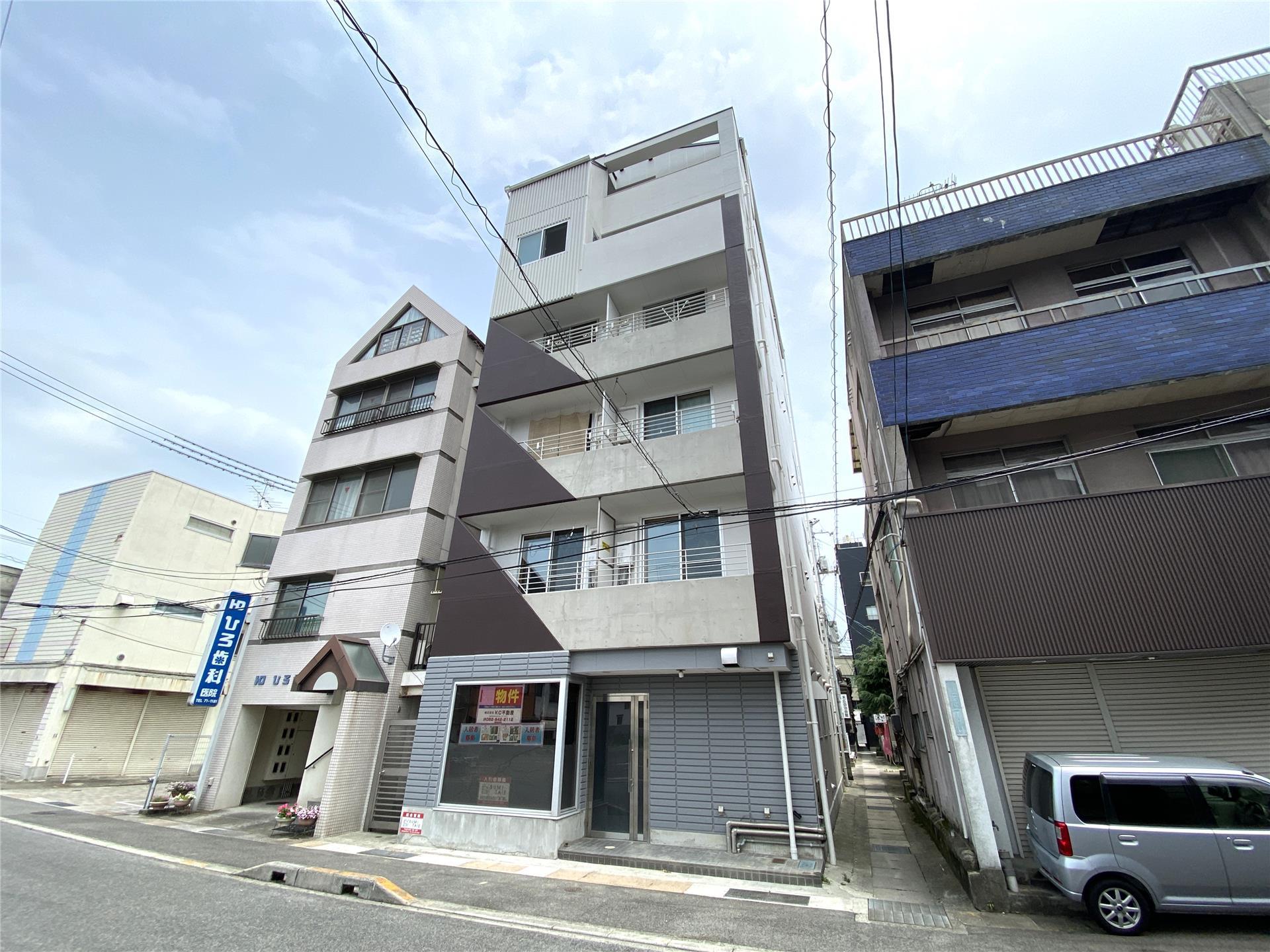 建物外観　1997年築　ゴールデンリバー広本町