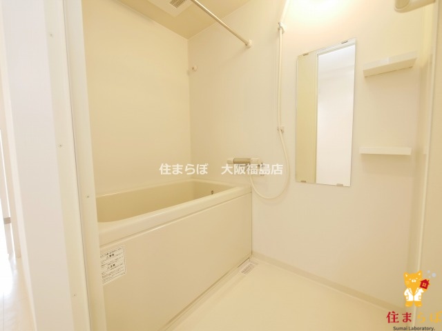 地下鉄御堂筋線 新大阪駅 徒歩5分 11階建 築11年の風呂写真