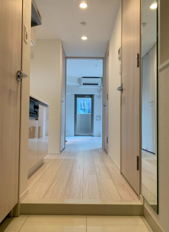クレイシア三軒茶屋の玄関写真