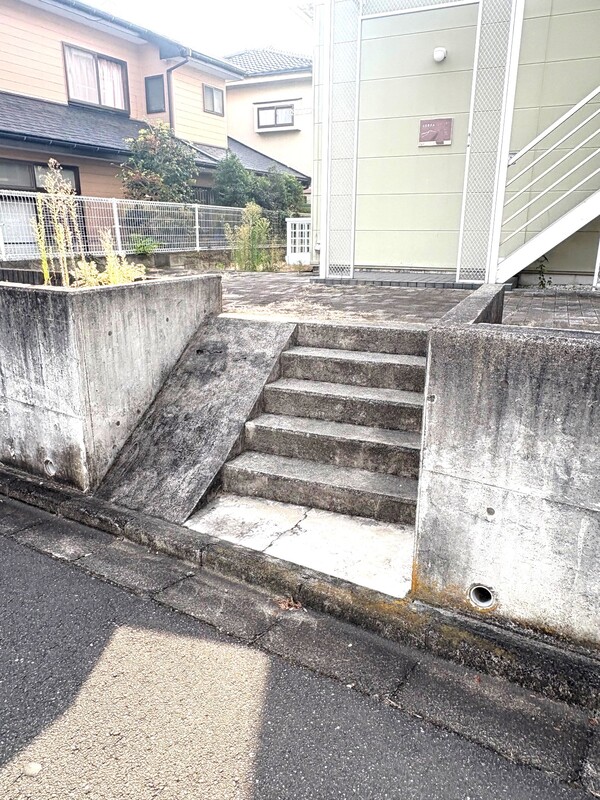 レオパレスエスペランサの外観写真