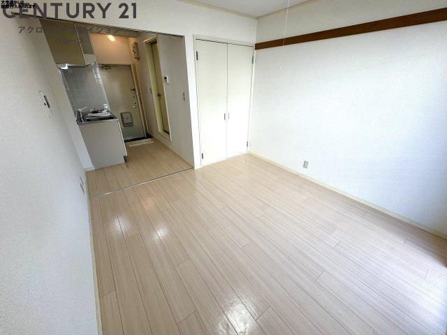 居室・リビング　エアコン付きで初期費用を抑えられます♪