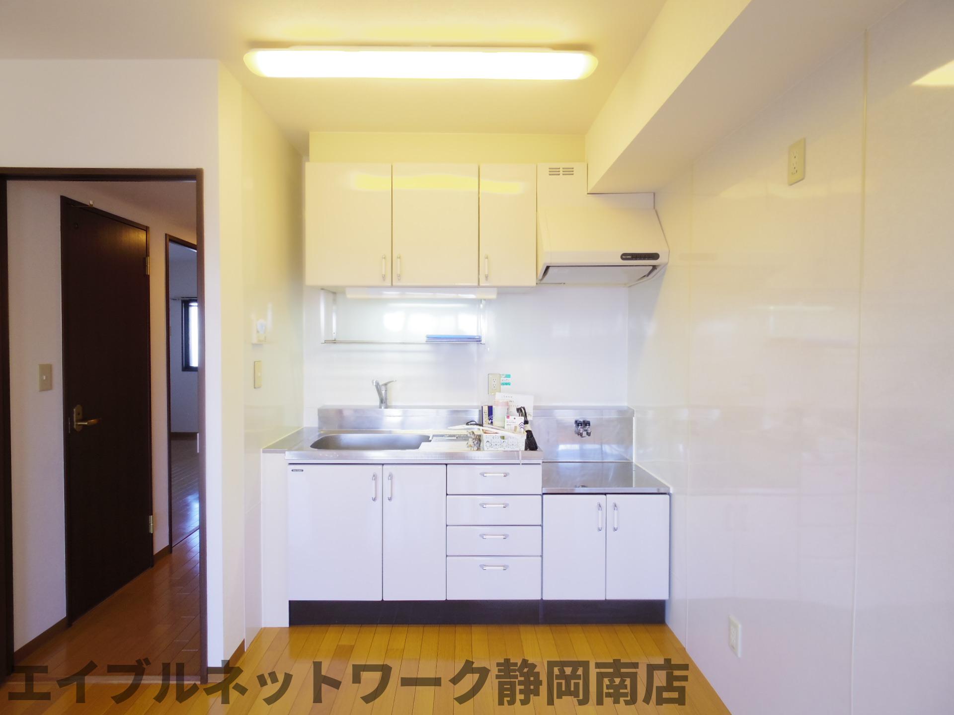 キッチン　キッチンでお料理をお楽しみください