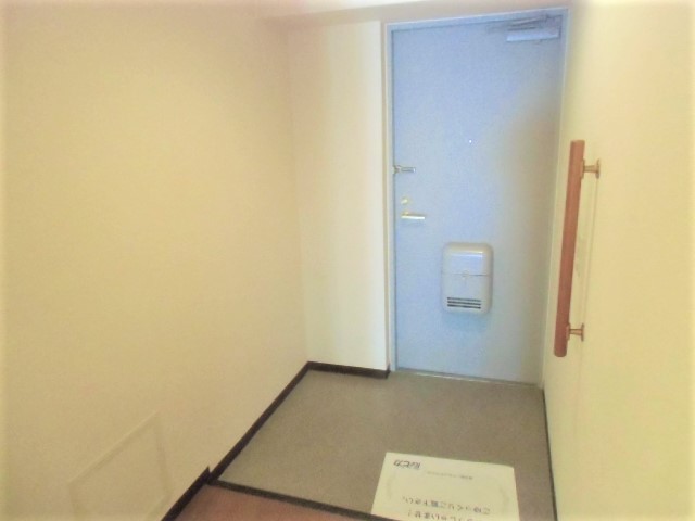 玄関　広々とした玄関です☆