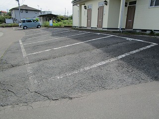 【大久保ハイツＣの駐車場】