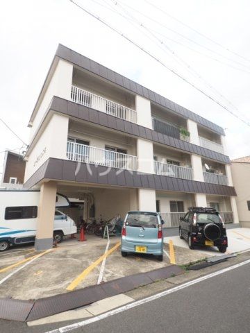 名古屋市北区辻町のマンションの建物外観