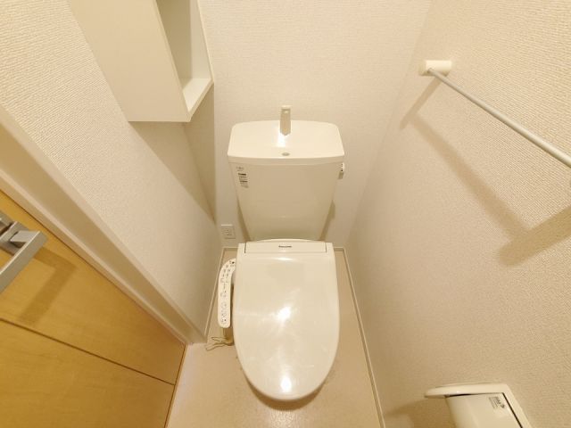 【コンフォルト　サクラIIのトイレ】
