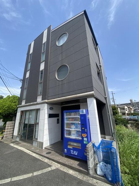 大阪府寝屋川市出雲町（マンション）の賃貸物件の外観