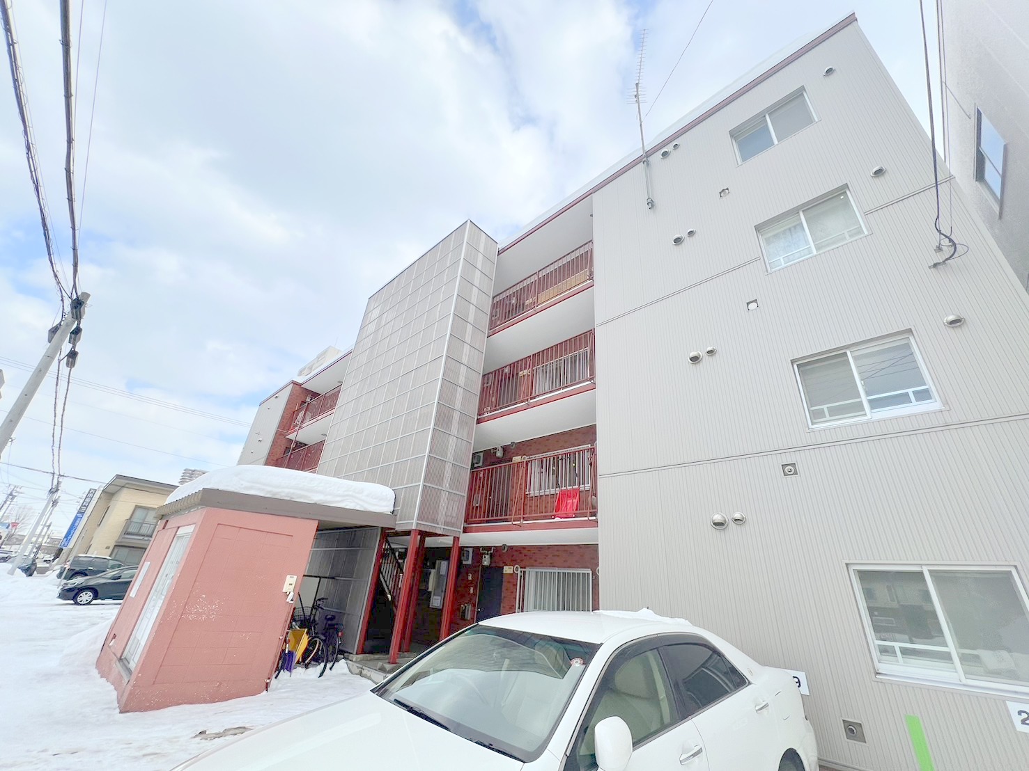 北海道札幌市豊平区豊平四条１２（マンション）の賃貸物件の外観