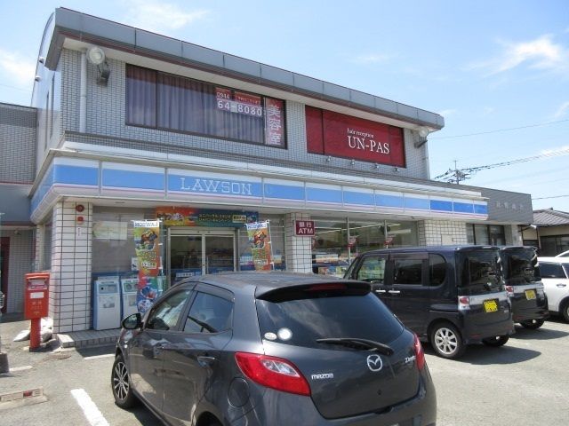 【みやま市高田町下楠田のアパートのコンビニ】