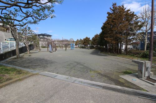 【エステートピア２１の公園】