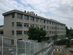 【ハイツ立石の小学校】