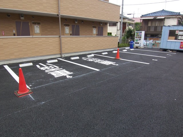 【メトロステージＳ練馬北町６の駐車場】