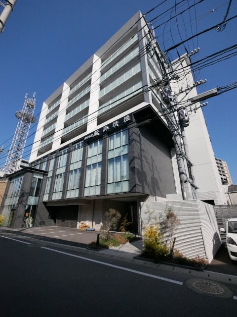 福岡市東区馬出のマンションの建物外観