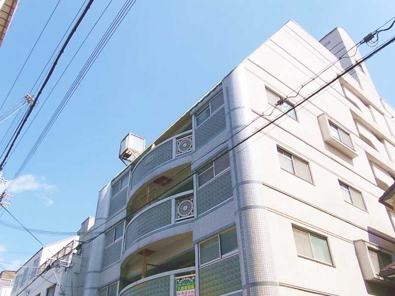 姫路市古二階町のマンションの建物外観