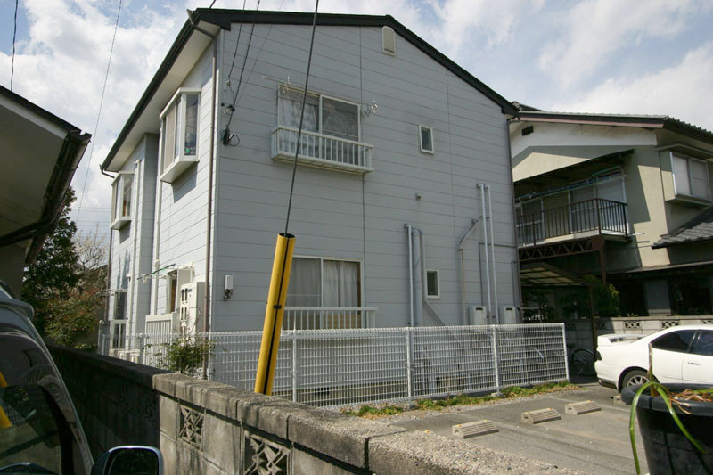 大野ハイツの建物外観