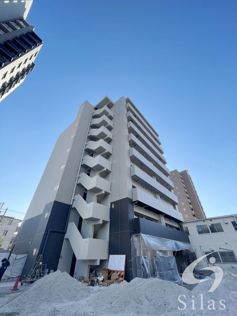 【大阪市城東区関目のマンションの建物外観】