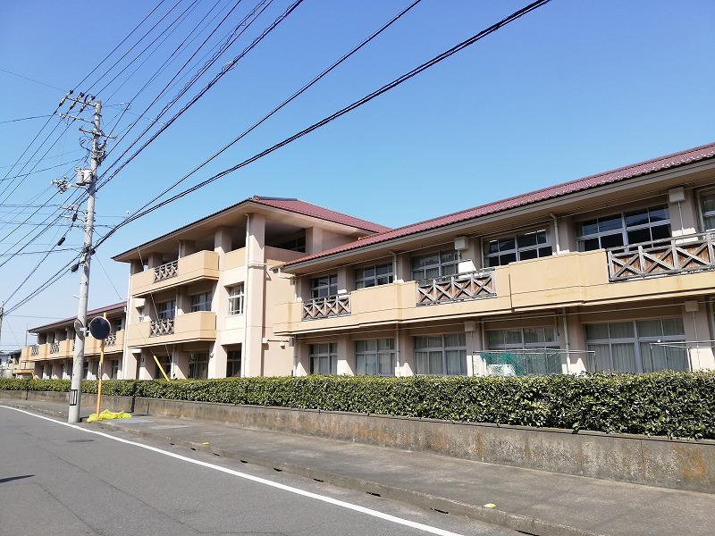 【八番町リバーハイツの小学校】