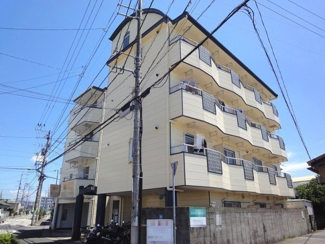 エトワール鴨部 Iの建物外観