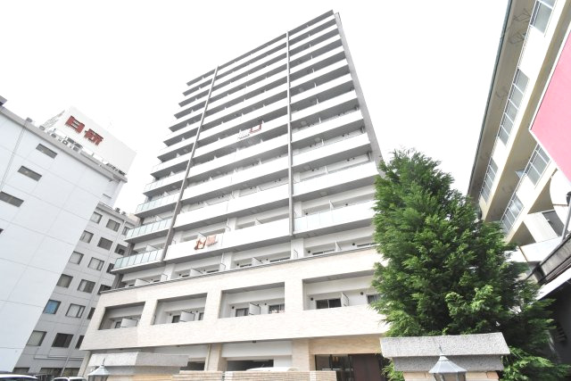 レジディア新大阪の外観
