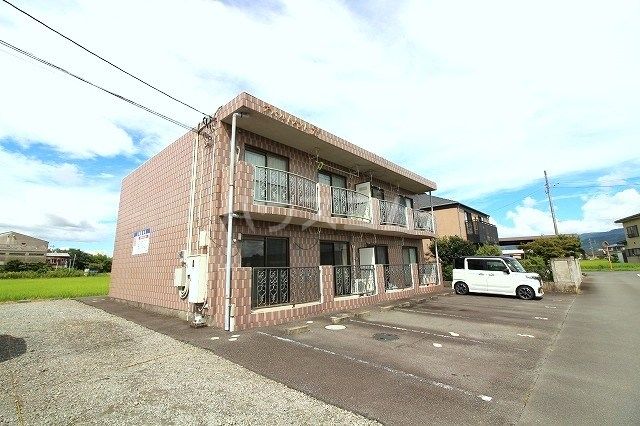 静岡県三島市御園（マンション）の賃貸物件の外観