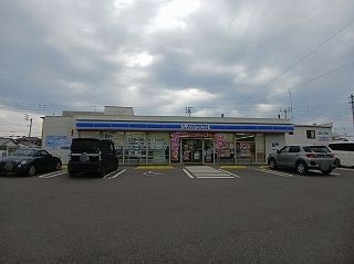 コンビニ　ローソン東かがわ三本松店さん（コンビニ）まで600m