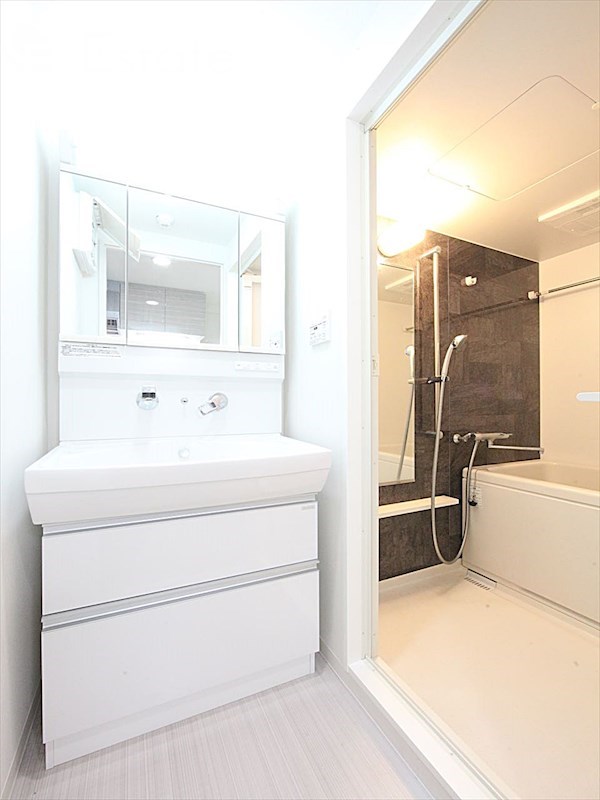 洗面設備　洗面所