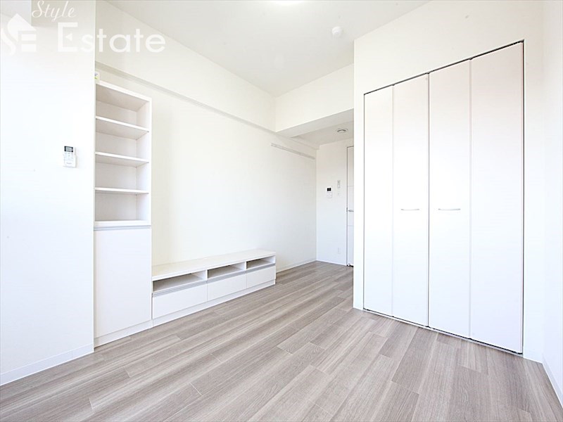 居室・リビング　内装