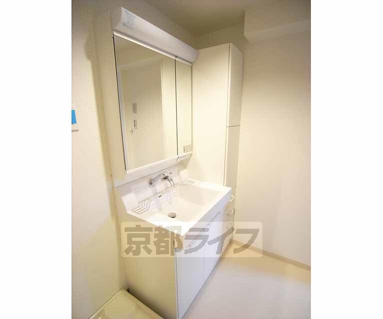 洗面設備　洗面台です。