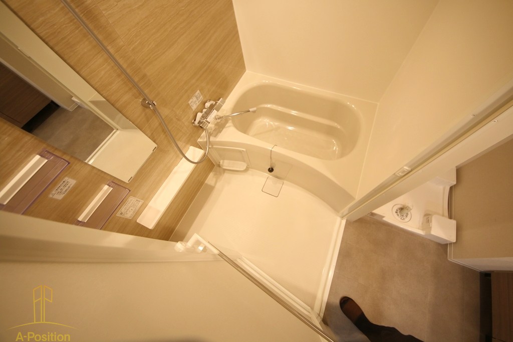 バス・シャワールーム　コンフォリア・リヴ本町WEST Q