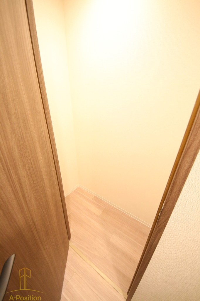 その他　コンフォリア・リヴ本町WEST Q