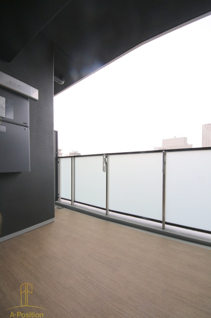 バルコニー　コンフォリア・リヴ本町WEST Q