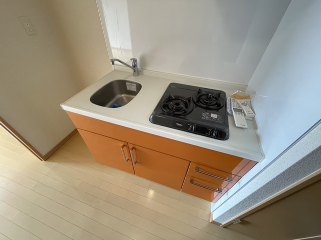 キッチン　別部屋参考写真です