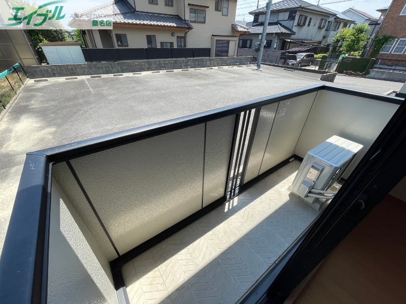 バルコニー　同物件別室画像