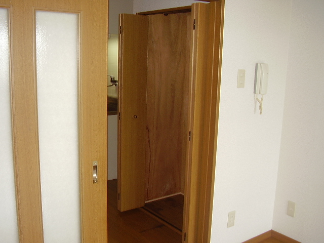収納　同タイプ　類似写真