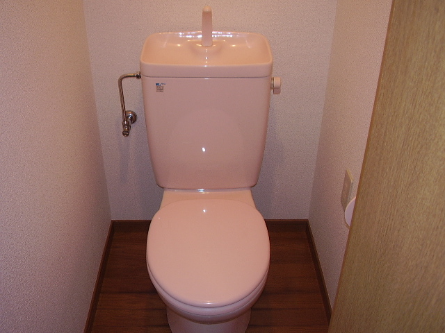 トイレ　同タイプ　類似写真