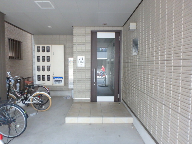 エントランス　エントランス