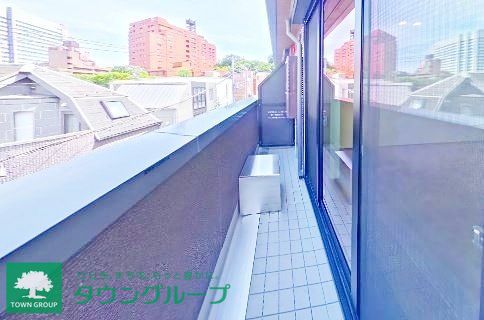 バルコニー　お問合せは(株)タウンハウジングレジデンス事業部【03-…