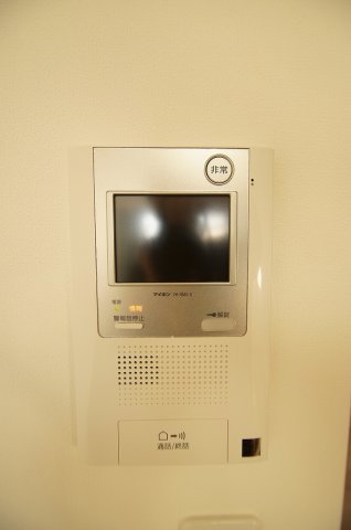 セキュリティ　モニター付きインターホン