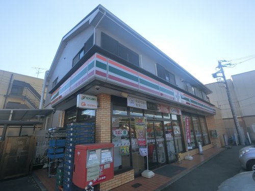 コンビニ　セブン‐イレブン 千葉都町２丁目店（コンビニ）まで82m